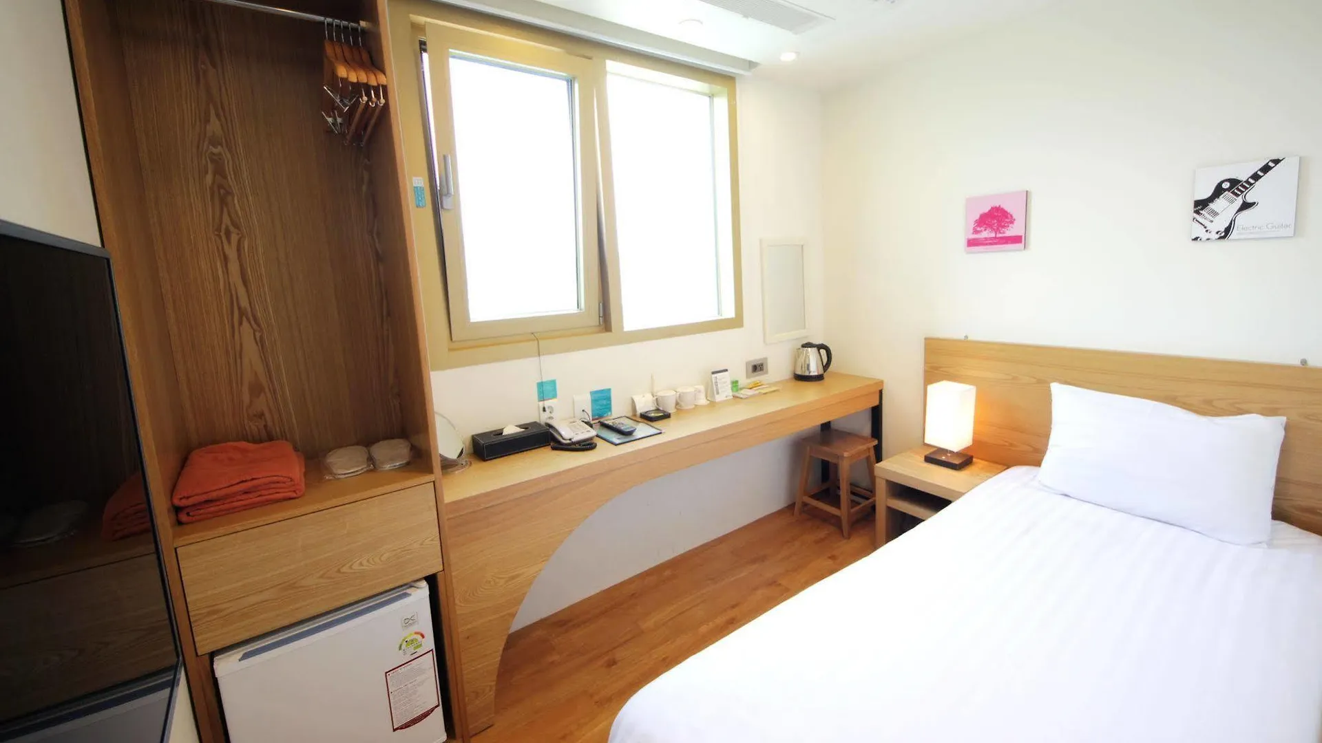 Localstitch Euljiro Otel Seul 3*,  Güney Kore